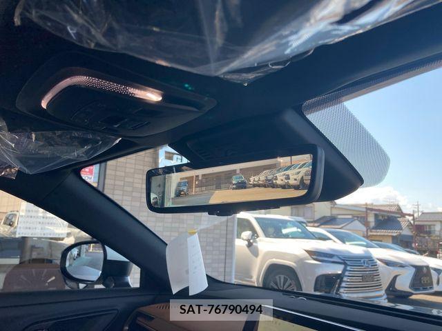 Toyota CROWN 2023-05 200634-14