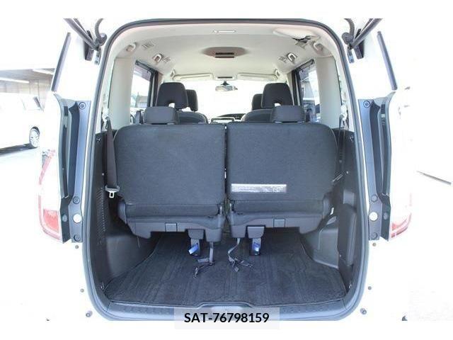 Nissan SERENA 2019-11 367803-16