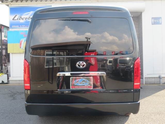 Toyota HIACE WAGON 2014-05 13511-4