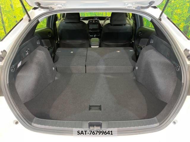 Toyota PRIUS 2021-06 331367-11