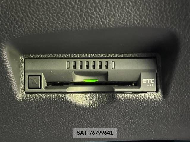 Toyota PRIUS 2021-06 331367-7