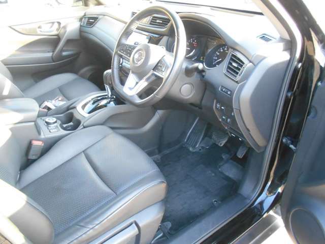 Nissan X-TRAIL 2019-03 2113-12