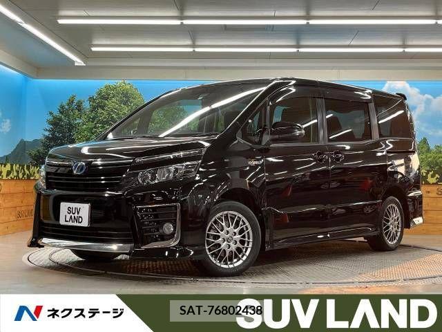 Toyota VOXY HYBRID 2016-04 370602-0