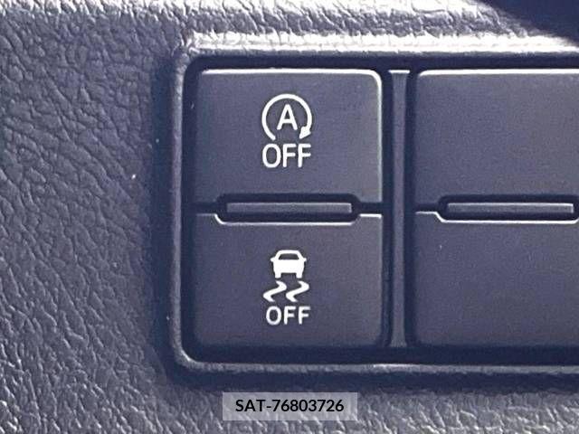 Toyota SIENTA 2015-11 329412-5