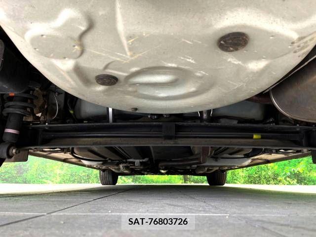 Toyota SIENTA 2015-11 329412-19
