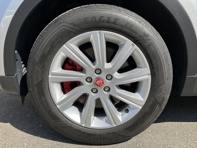 Jaguar E-PACE 2018-03 4224-15