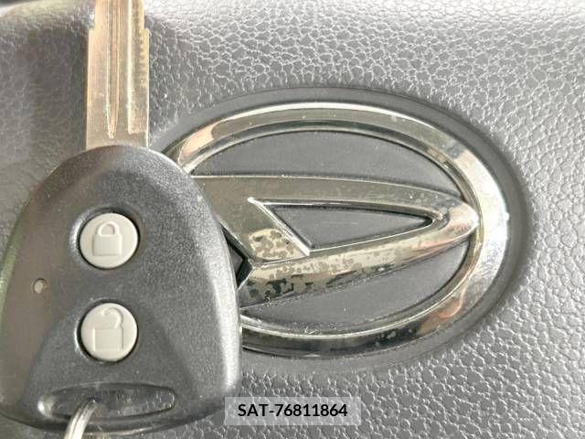 Daihatsu MOVE 2013-05 277993-7