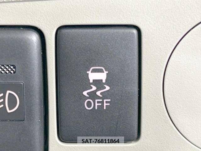 Daihatsu MOVE 2013-05 277993-4