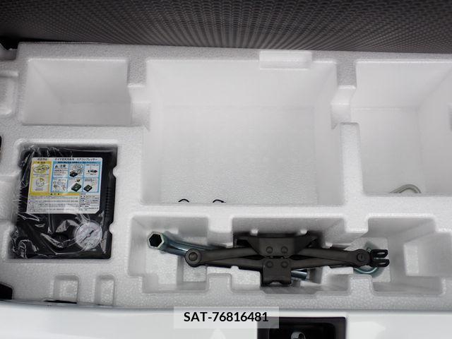 Mazda CAROL 2019-05 374393-18