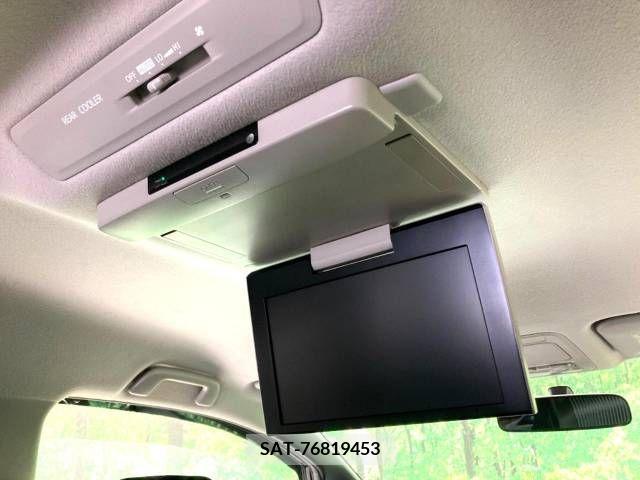 Toyota VOXY 2014-06 289869-3
