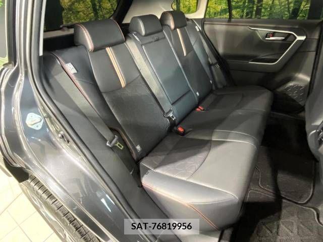 Toyota RAV4 2021-01 237722-9