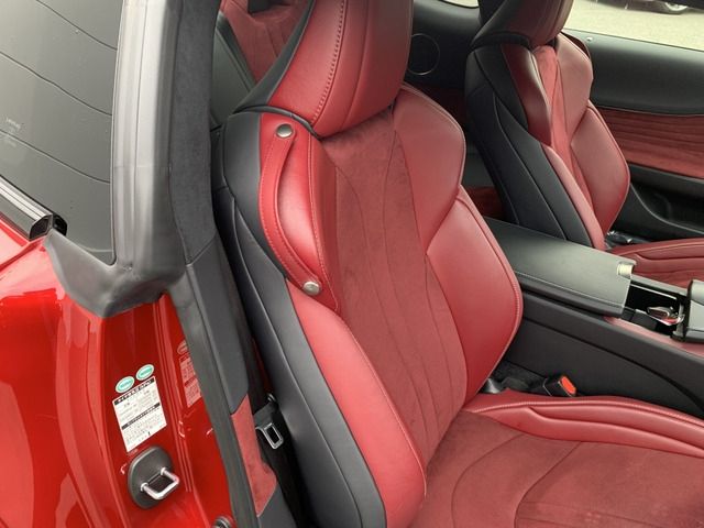 Lexus LC 2017-12 24421-8