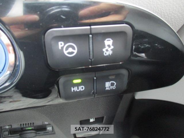 Toyota PRIUS 2017-05 281825-15