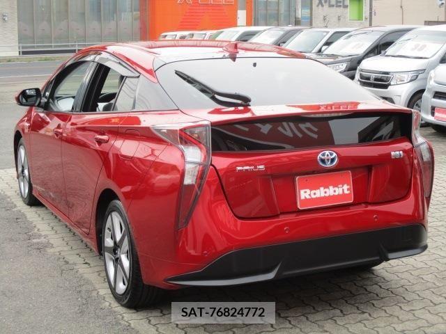 Toyota PRIUS 2017-05 281825-1