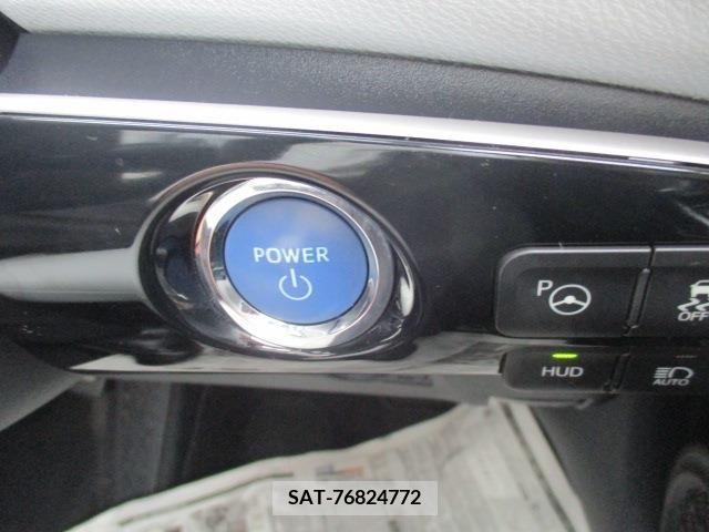 Toyota PRIUS 2017-05 281825-14