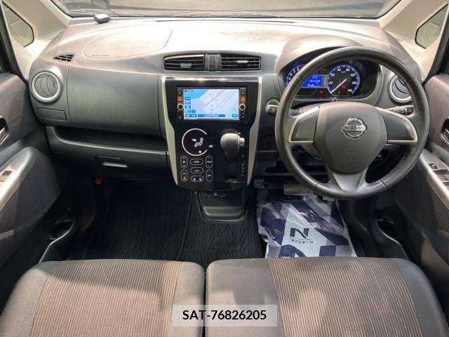 Nissan DAYZ 2015-02 323316-1