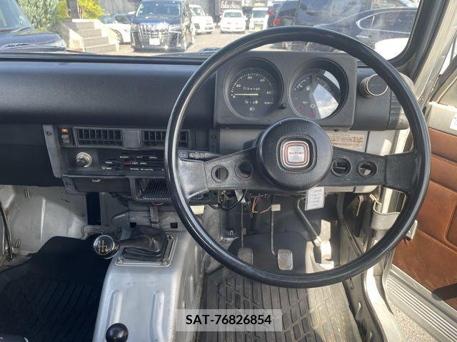 Suzuki JIMNY 1982-01 201262-9