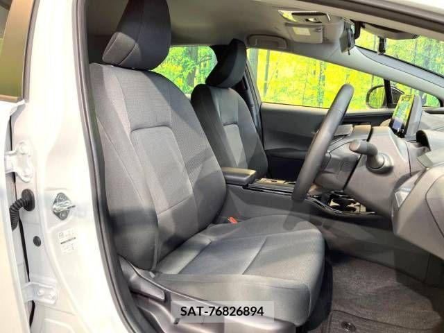 Toyota PRIUS 2023-04 332551-8