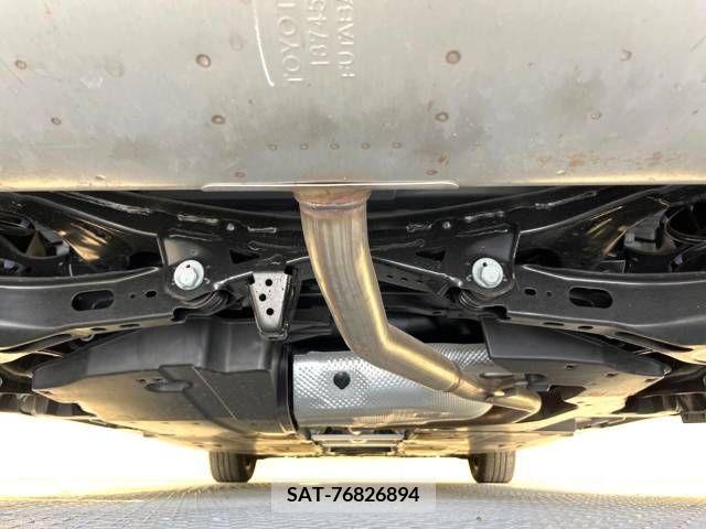 Toyota PRIUS 2023-04 332551-19