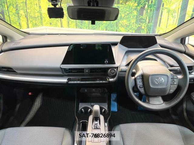 Toyota PRIUS 2023-04 332551-1