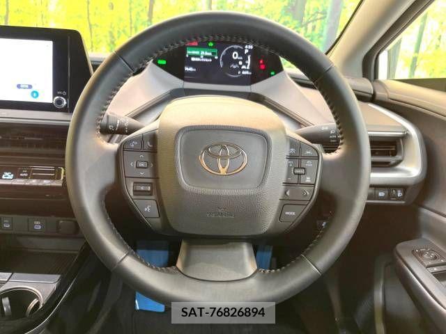 Toyota PRIUS 2023-04 332551-11