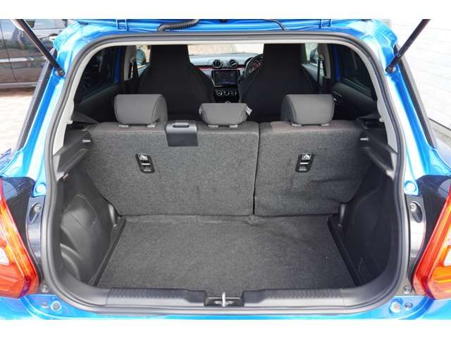 Suzuki SWIFT 2019-05 14382-7