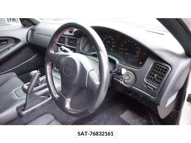 Toyota MR2 1999-08 364357-17