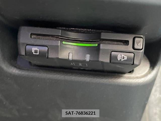 Toyota AQUA 2013-03 260573-4