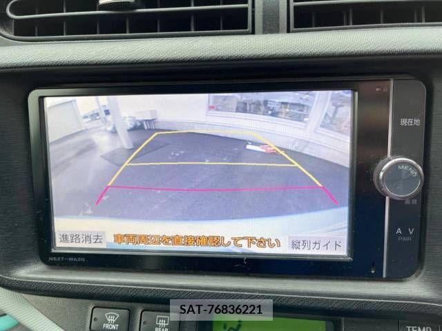 Toyota AQUA 2013-03 260573-3