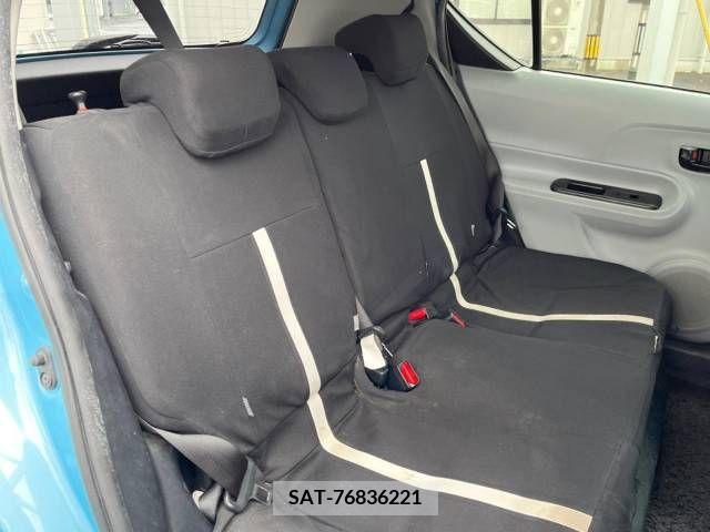 Toyota AQUA 2013-03 260573-12