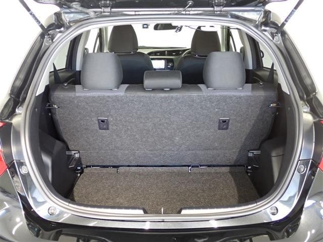Toyota VITZ 2018-12 195076-28