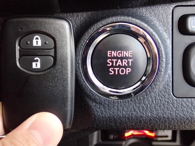 Toyota VITZ 2018-12 195076-9