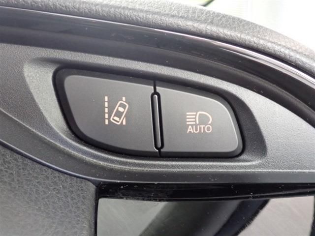 Toyota VITZ 2018-12 195076-18