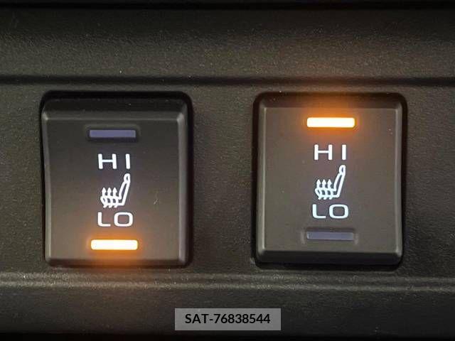 Toyota COROLLA CROSS 2021-11 217345-7