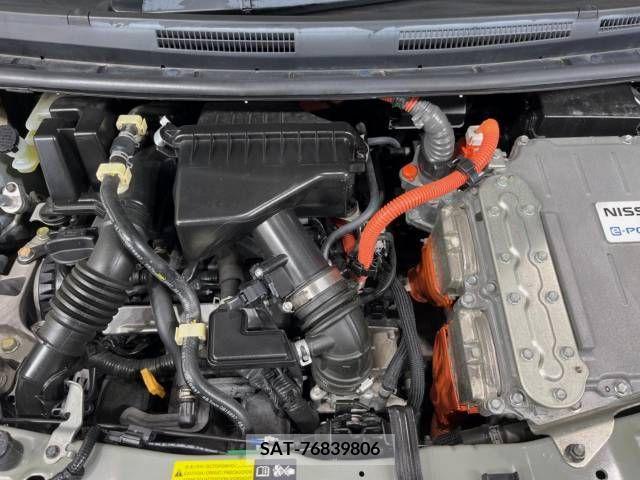 Nissan NOTE 2018-02 305413-18