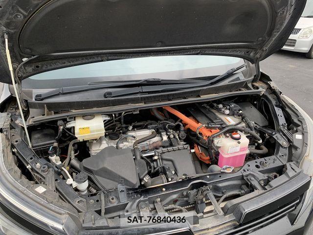 Toyota VOXY HYBRID 2014-09 322771-25
