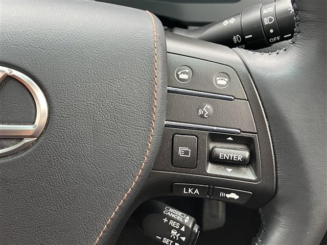 Lexus HS 2013-02 7276-29