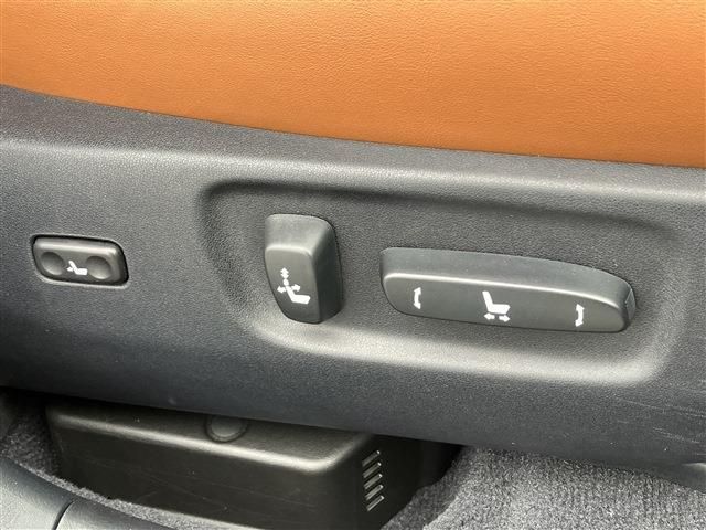 Lexus HS 2013-02 7276-12