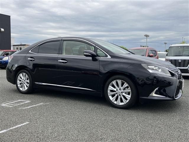 Lexus HS 2013-02 7276-4
