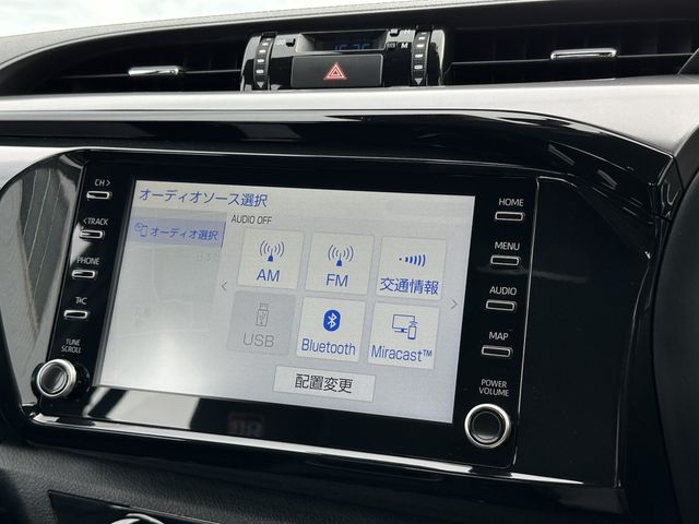 Toyota HILUX 2023-01 5674-5