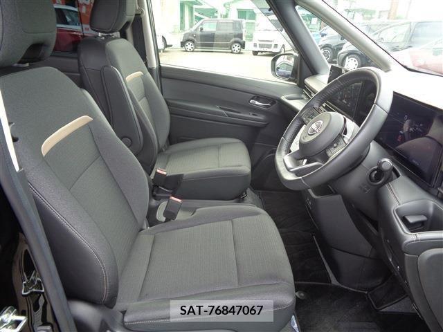 Nissan SERENA 2023-06 284318-15