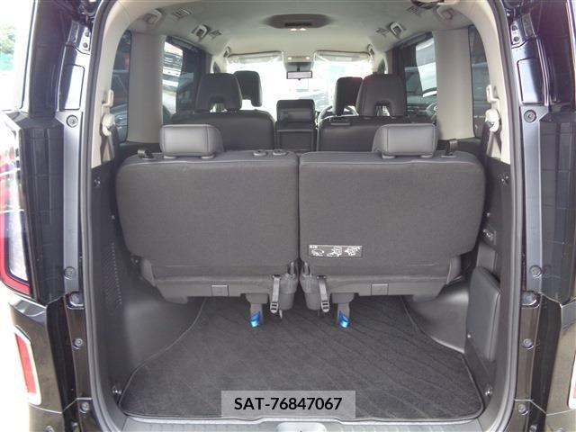 Nissan SERENA 2023-06 284318-14
