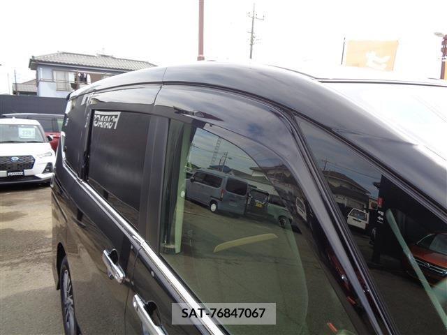 Nissan SERENA 2023-06 284318-7