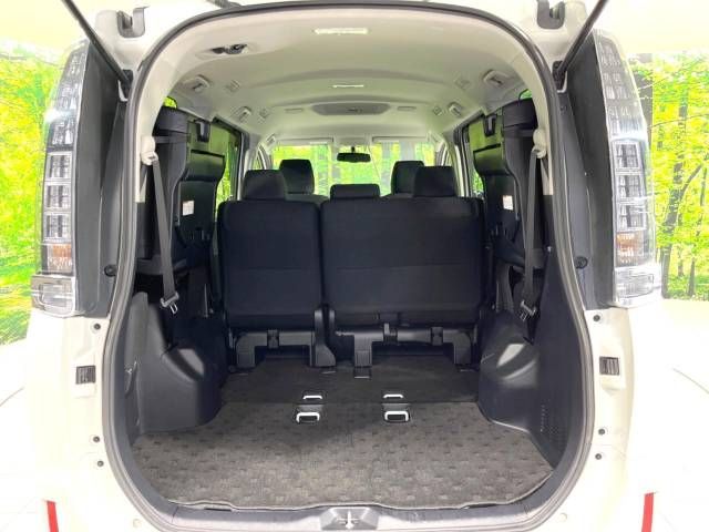Toyota VOXY 2015-10 19123-11