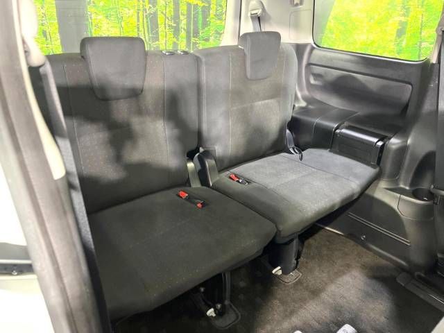Toyota VOXY 2015-10 19123-10