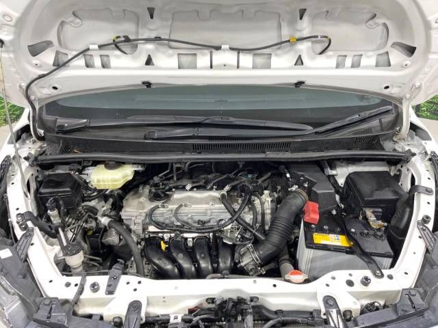 Toyota VOXY 2015-10 19123-19