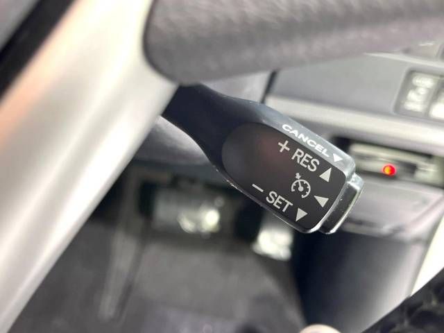 Toyota VOXY 2015-10 19123-5