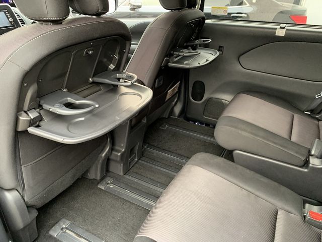 Nissan SERENA 2017-09 187409-18