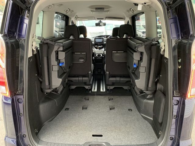 Nissan SERENA 2017-09 187409-20