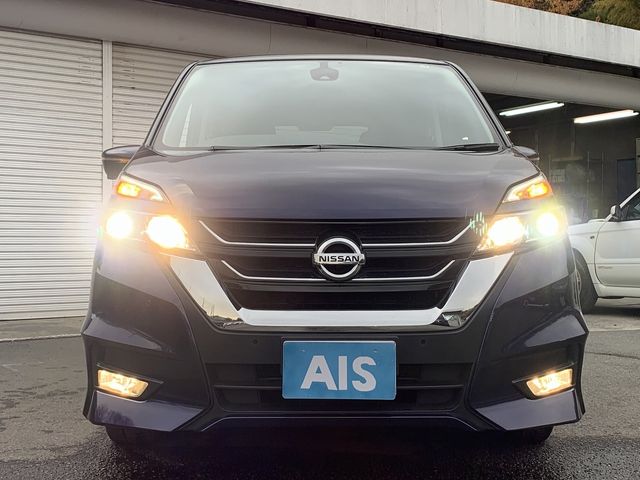 Nissan SERENA 2017-09 187409-3